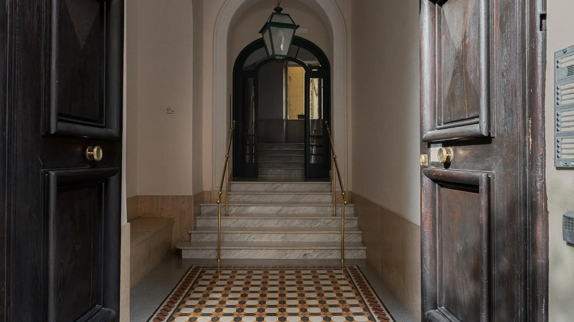 La Porta Sul Vaticano Rome Apartment